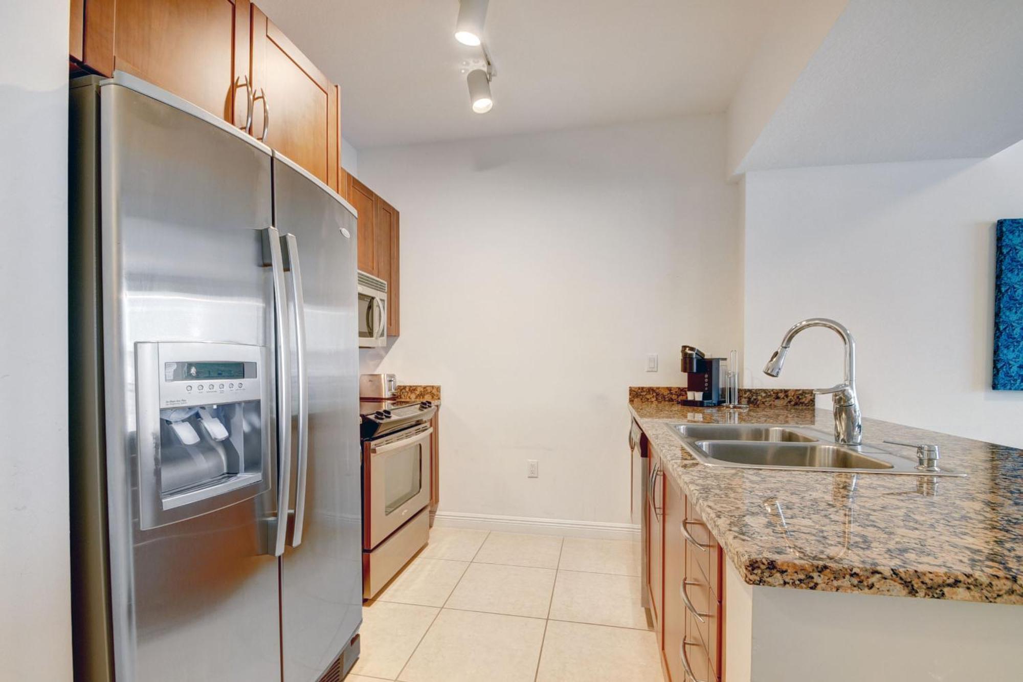 Amazing One-Bedroom In Casa Costa!Beach Pass Inc! Бойнтон-Бич Экстерьер фото