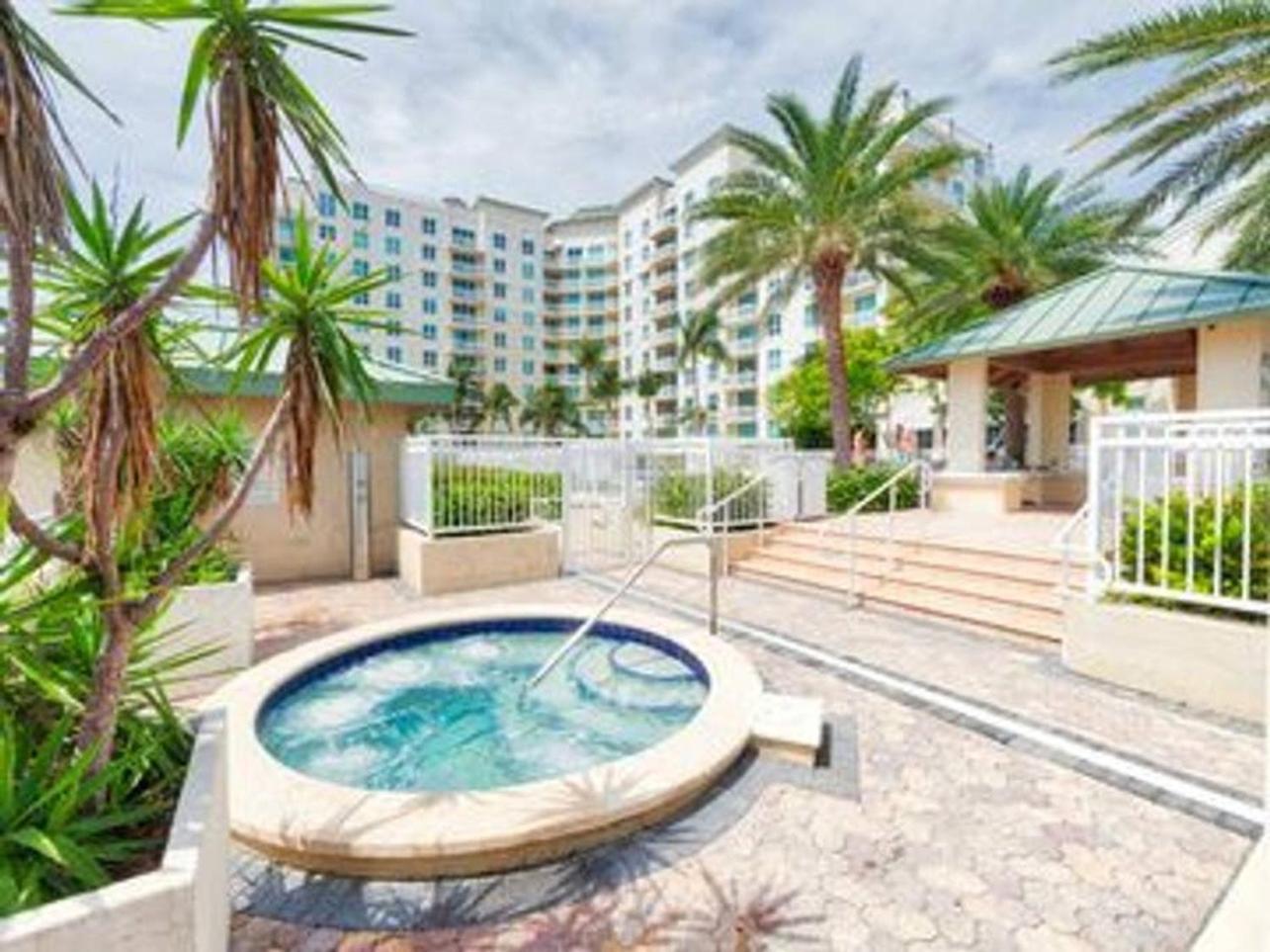 Amazing One-Bedroom In Casa Costa!Beach Pass Inc! Бойнтон-Бич Экстерьер фото